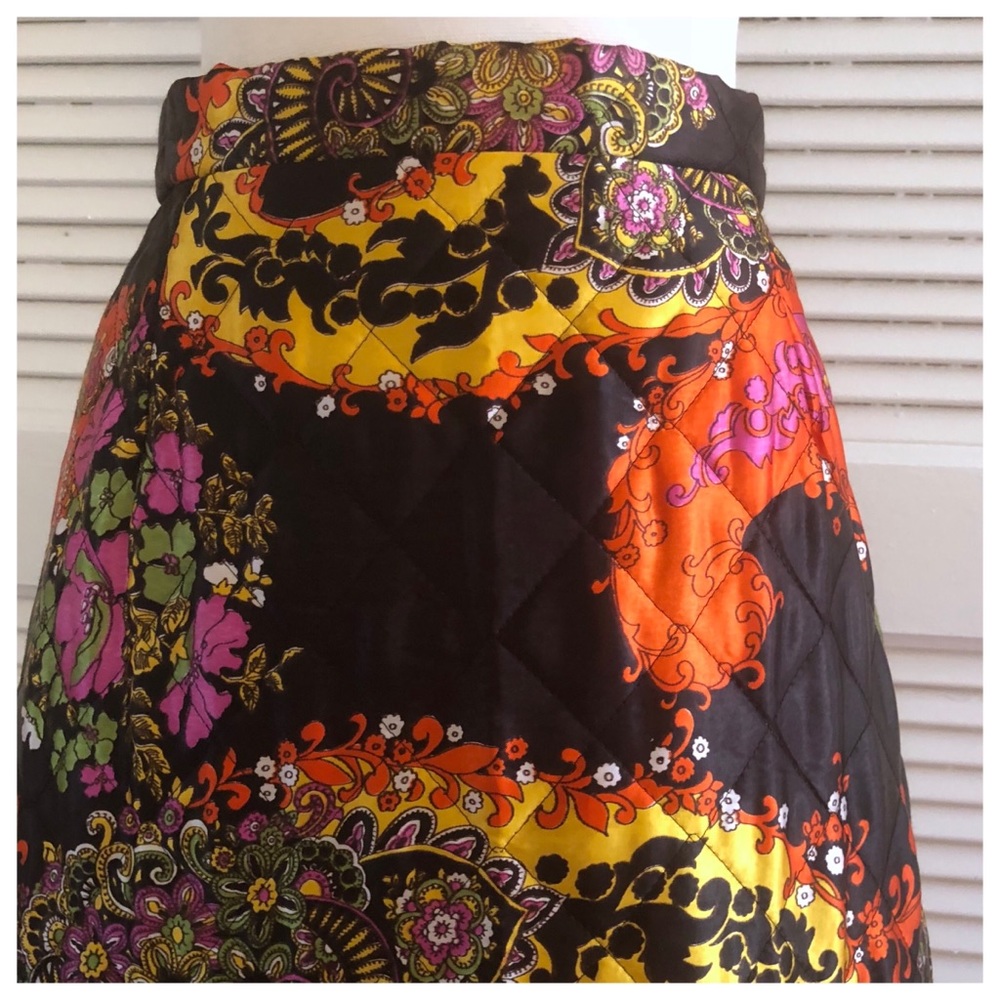 💫sold💫 Vintage Quilted Maxi Skirt by Byer of CA - Picture 3 of 7